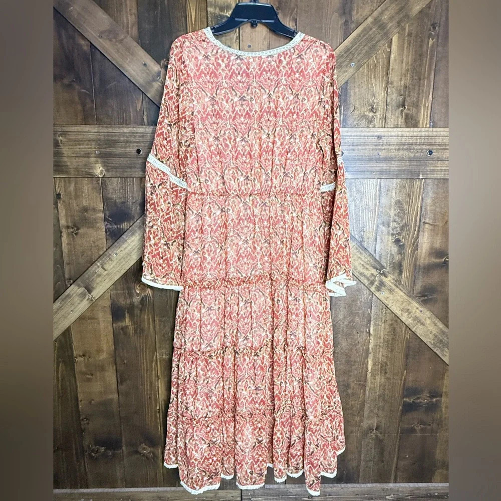 NEW Talisman Zelda Printed V-Neck Long Bell Sleeve Tiered A-Line Dress Size M - Picture 6 of 13